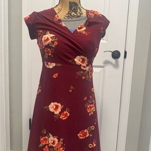 Arizona Jean Company Burgundy Floral Midi Dress
